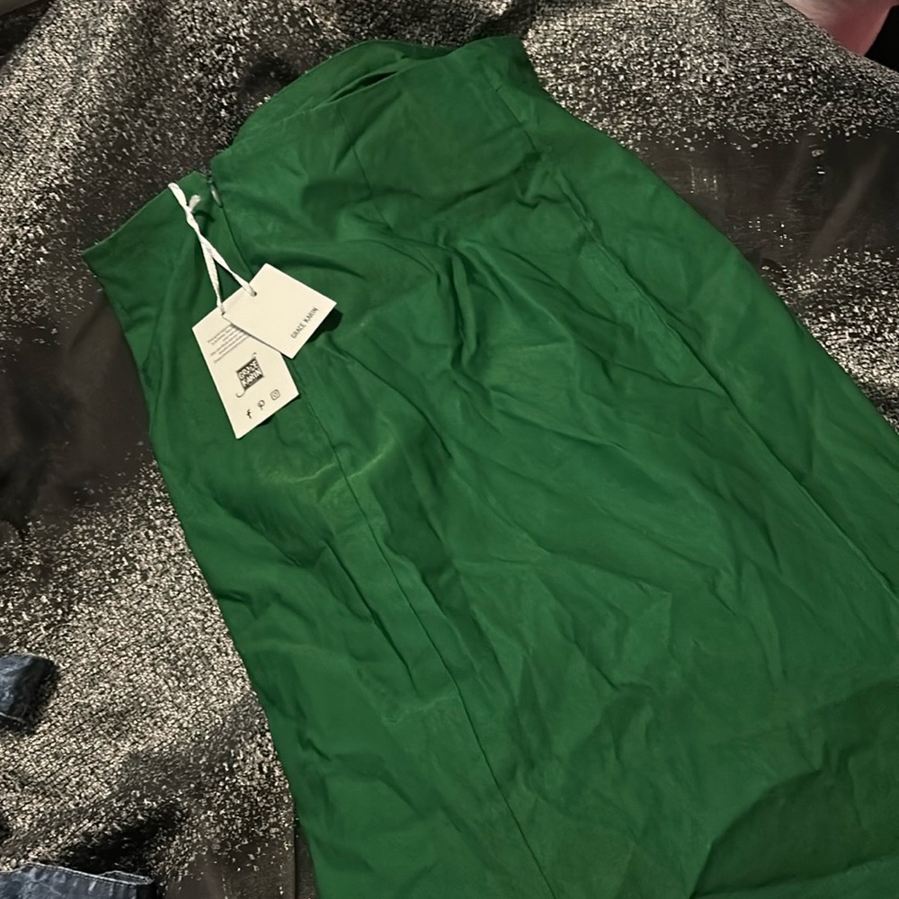 Green pencil skirt